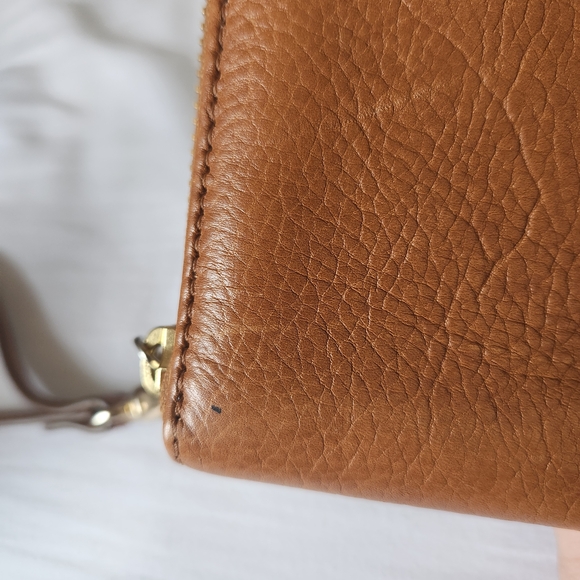 Fossil Tan Leather Wristlet - Picture 9 of 10